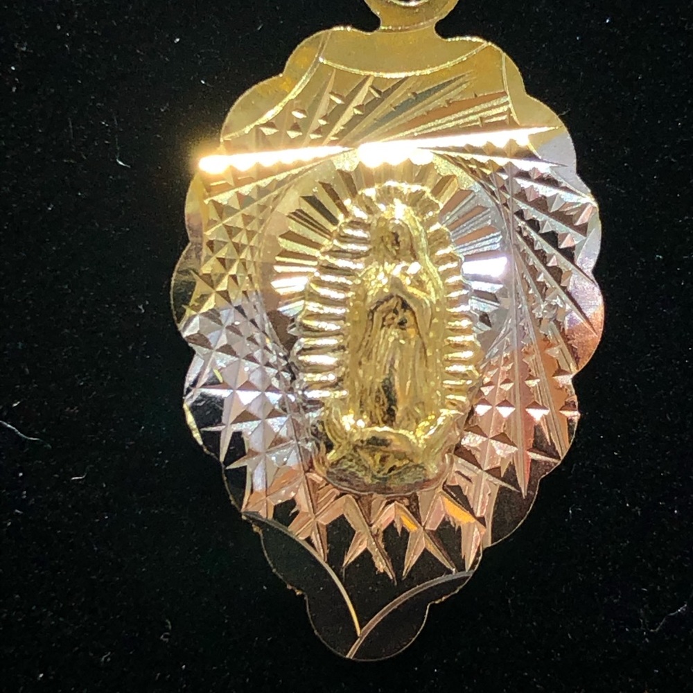 Jewelry For beautiful neckline only necklace